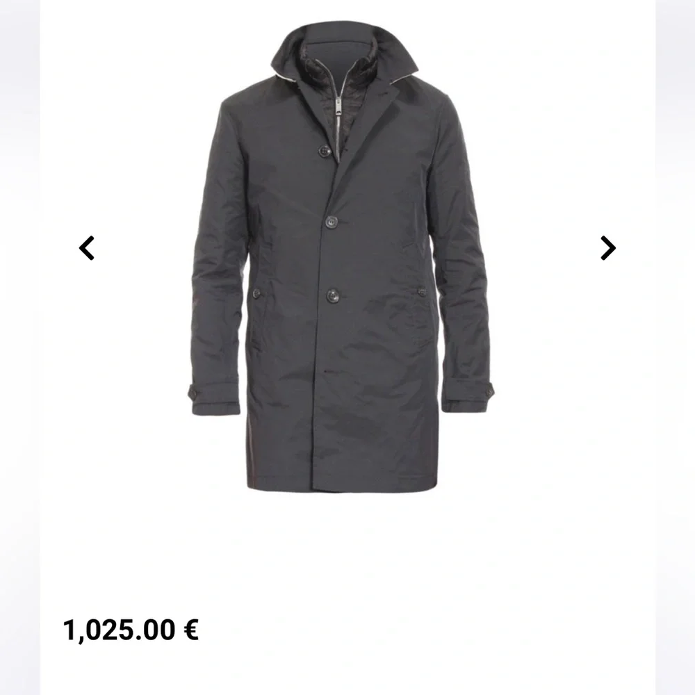 SOLD OFF POSHMARK 
Burberry Tunbridge Waterproof Coat with removable Down Vest - Picture 3 of 13